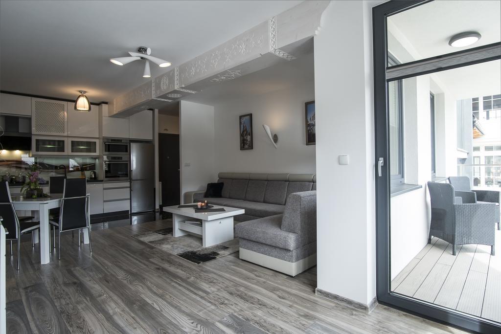 Apart-center Granitica Apartment *
